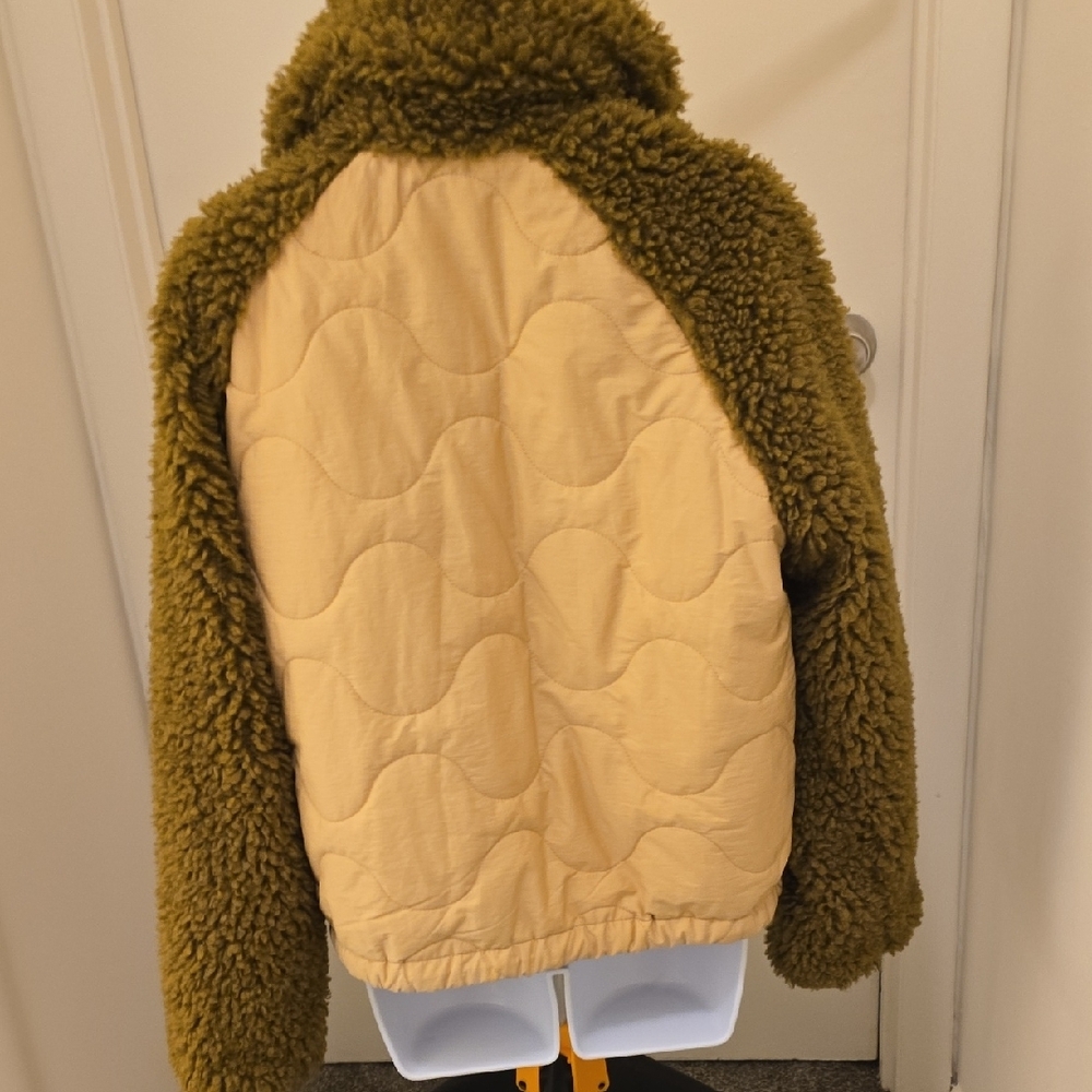 Universal Thread Beige Quilted Jacket With Cream … - image 5